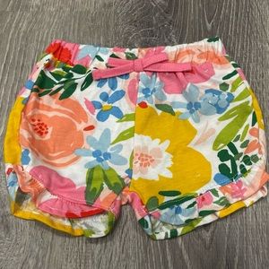 Newborn Bundles by Baby Place Floral Bottoms J6